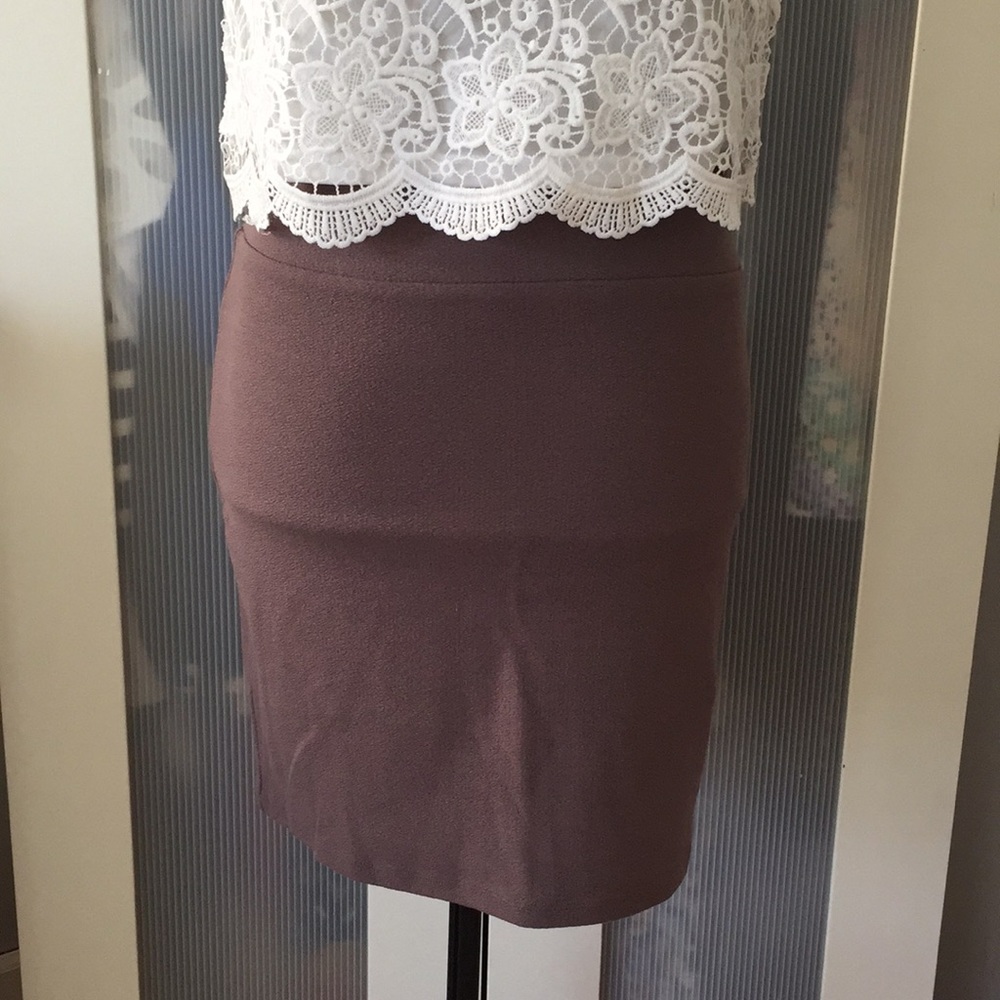 Forever 21 mini skirt size large